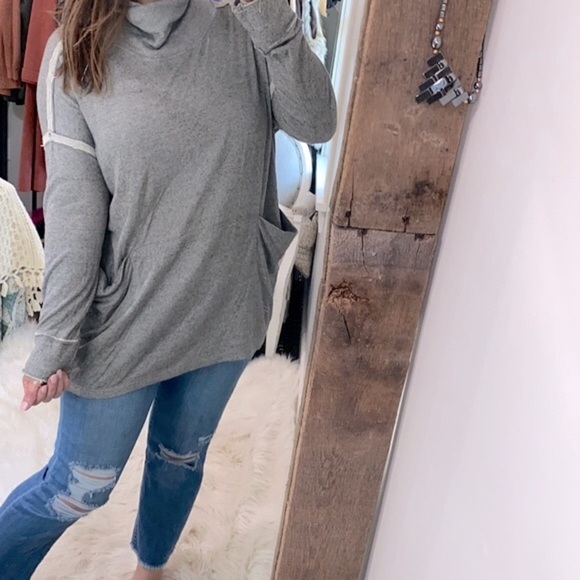 We the Free grey top size medium - Picture 1 of 7